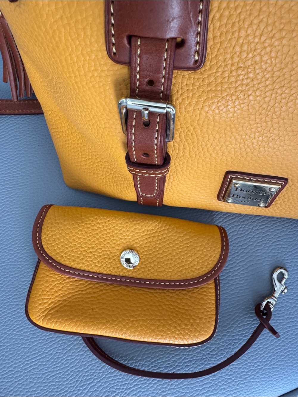 DOONEY & BOURKE CANARY YELLOW & BROWN TRIM PEBBLED LEATHER SATCHEL & COIN POUCH - Picture 14 of 16